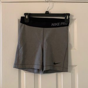 Grey Nike pro spandex